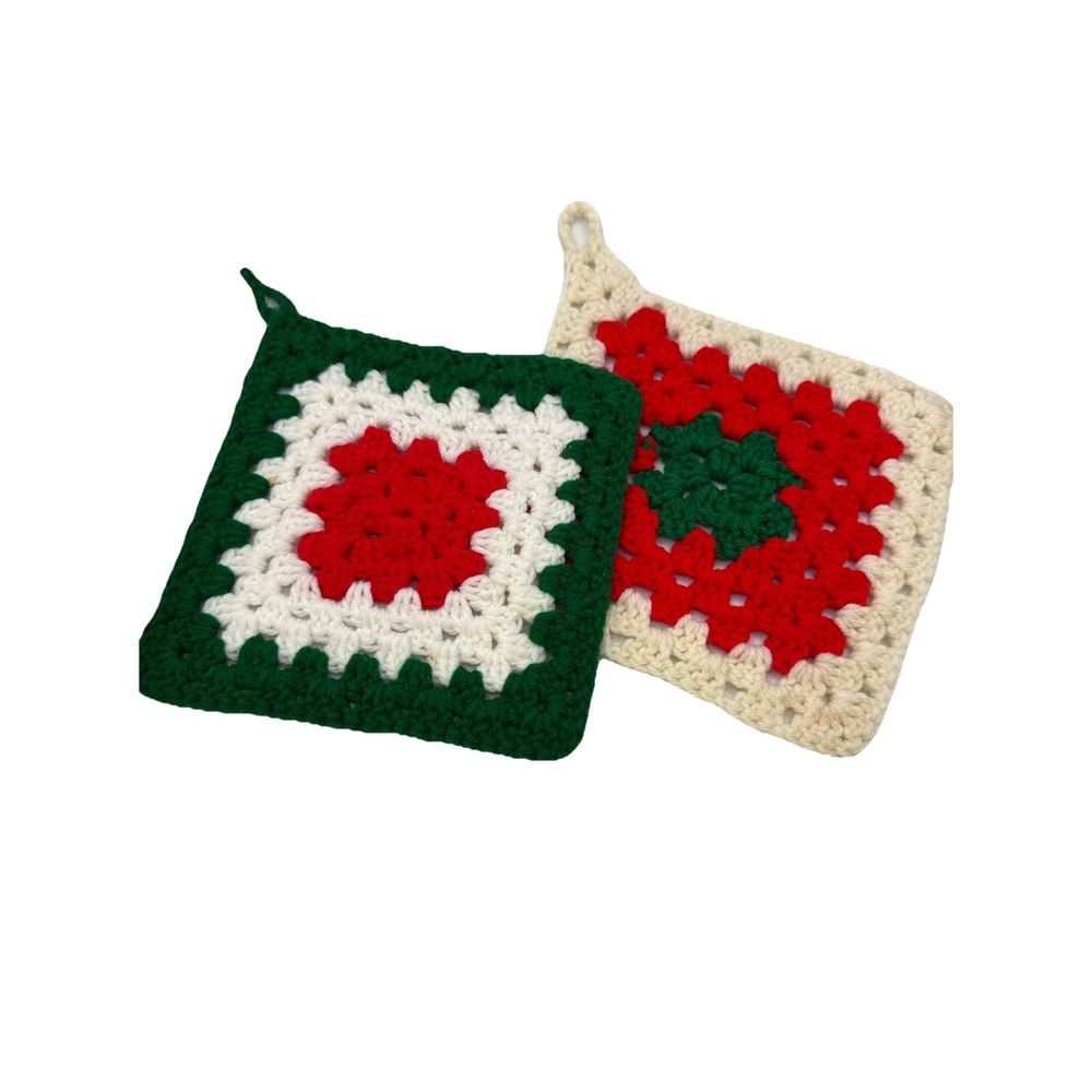 Vintage Christmas Lot of 2‎ Crocheted Pot Holders MCM  Grandmacore Kitschy